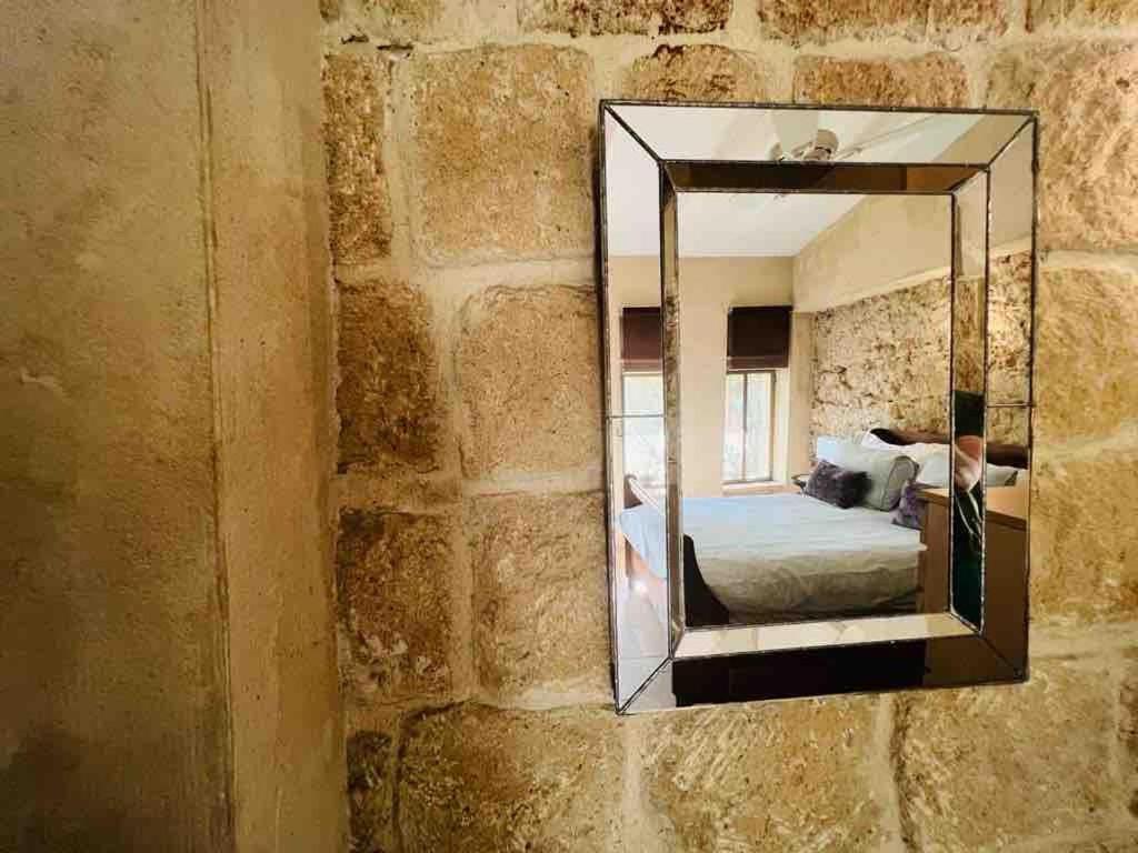Mediterranean Stone Apartment Zikhron Ya'akov